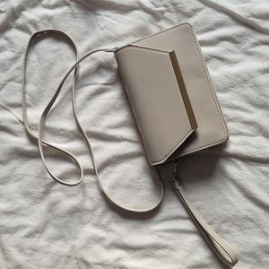 Convertible clutch / purse / shoulder bag